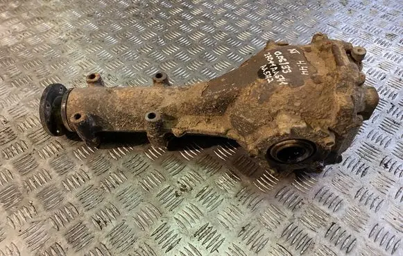 Subaru Outback Rear differential 27011AA541 27011AA542