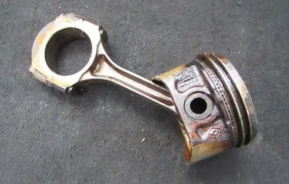 Renault Megane I Piston with connecting rod