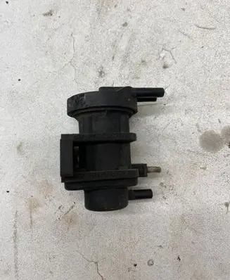 Mercedes-Benz S W140 Vacuum valve 0005450327