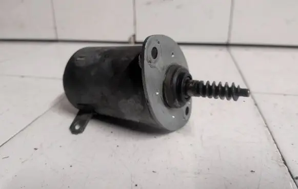 BMW 5 E60 E61 Valve oil control 7548388 A2C53122965 065233