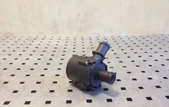 Volkswagen PASSAT B8 Electric auxiliary coolant/water pump 5G0965567 0392023209