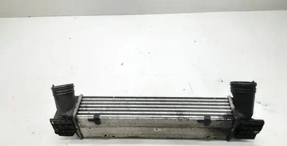BMW X1 E84 Intercooler radiator 7798788