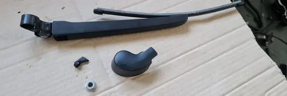 Audi A3 8Y Rear wiper blade arm 4KE955407