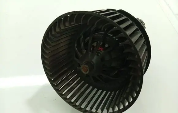 Ford C-MAX II Heater fan/blower AVBN10456AA AVBN-10456-AA