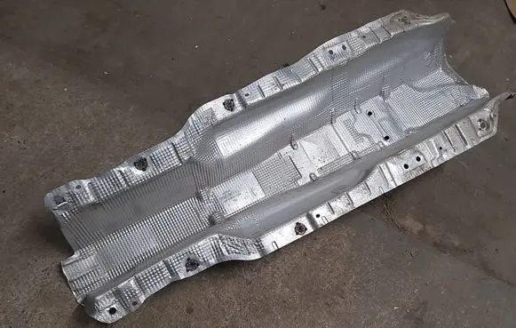 Seat Leon (5F) Exhaust heat shield 5Q0825661BS