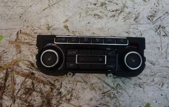 Volkswagen PASSAT CC Climate control unit 5K0907044AR