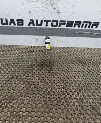 KIA Ceed Airbag deployment crash/impact sensor 95920A2060