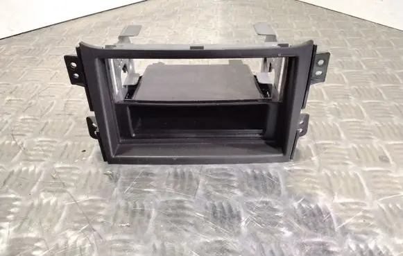 Opel Agila B Dashboard storage box/compartment 