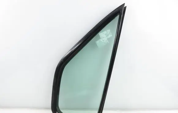 Opel Movano A Front triangle window/glass 