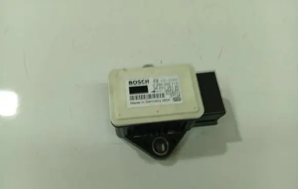 Citroen C4 I Picasso ESP acceleration yaw rate sensor 0265005715