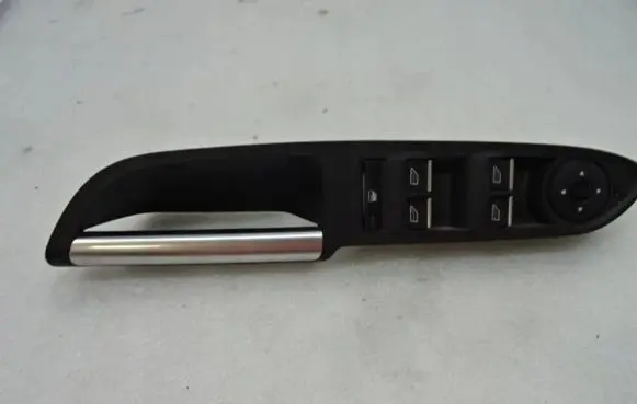 Ford Focus Quarter vent window switch F1ET-14A132-CC
