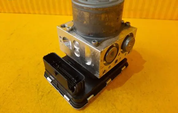 Mercedes-Benz GLC X253 C253 ABS Pump A2539011600