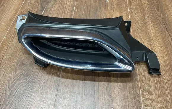 Mercedes-Benz E W213 Muffler trim A2138853200