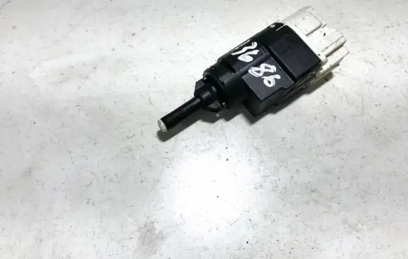Dacia Duster Brake pedal sensor switch 253206170r 2912