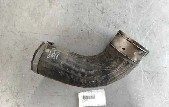 Volvo S90, V90 Intercooler hose/pipe 31370286 31657743