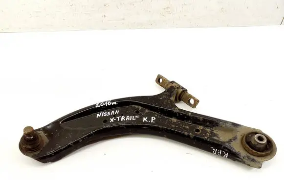Nissan X-Trail T32 Front lower control arm/wishbone