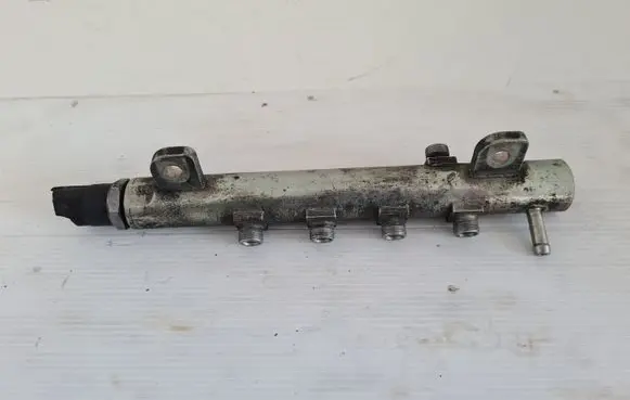 Opel Vectra C Fuel main line pipe 0445214057 55188056