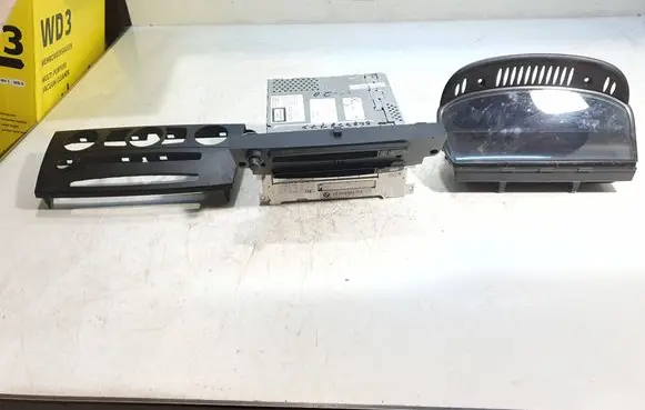 BMW 5 E60 E61 Navigation unit CD/DVD player 6953773 65836953773 65826952328
