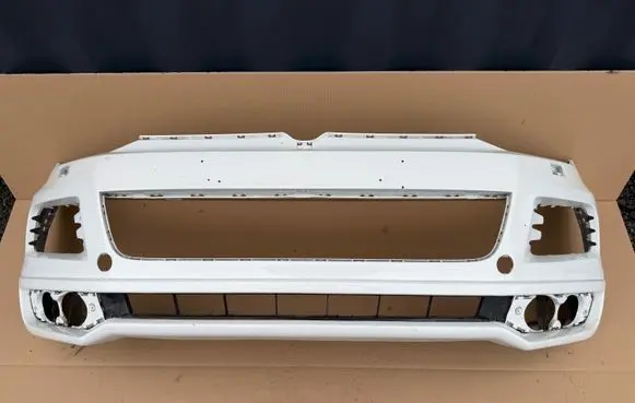 Volkswagen Touareg II Front bumper 7P6807221C