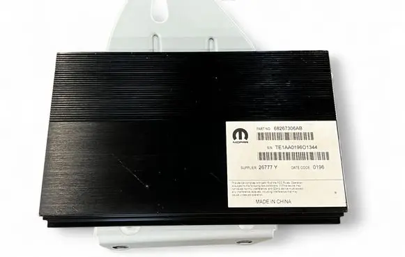 Dodge Durango III Sound amplifier 68267306AB