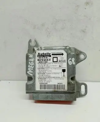 Renault Megane I Airbag control unit/module 8200117651
