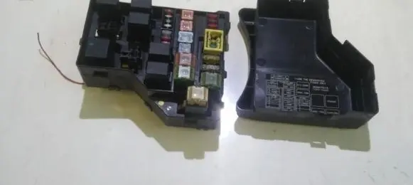 Volvo S40, V40 Fuse box set