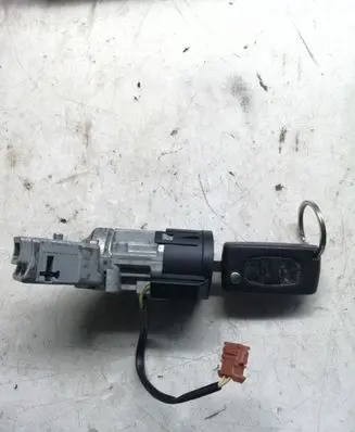 Peugeot 407 Ignition lock 9648445180