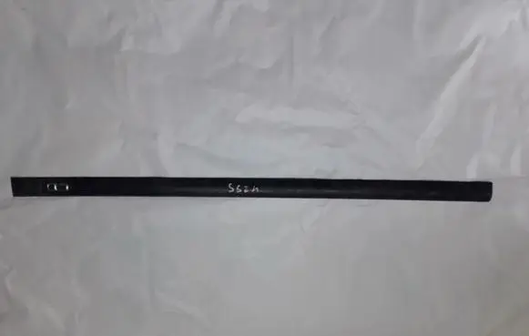 Opel Vectra B Front door trim (molding) 6m90505716 6m90505716rh