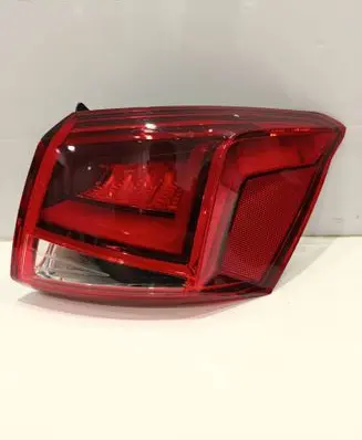 Seat Arona Rear/tail lights 6F9945208B RE2894000101 E28940001