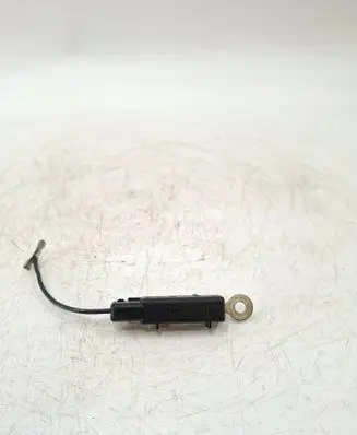 Volkswagen PASSAT CC Aerial antenna amplifier 