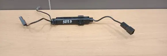 Mercedes-Benz C W203 Aerial antenna amplifier 2028202389