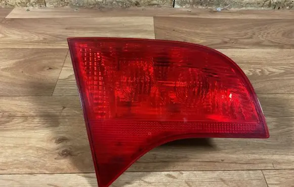 Audi A4 S4 B7 8E 8H Tailgate rear/tail lights 8E9945093 484501 ULO749001