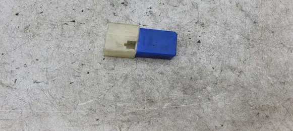 Nissan X-Trail T30 Other relay 2523079915 0406302218