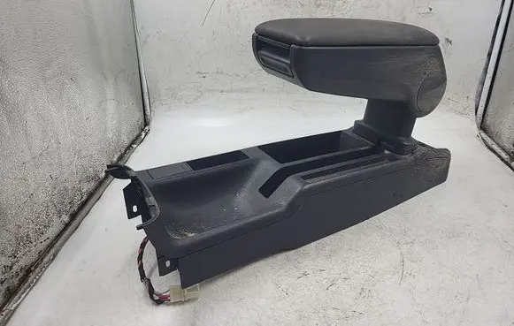 Audi A4 S4 B5 8D Center console 