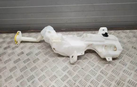 Chrysler Pacifica Windshield washer fluid reservoir/tank 68229314AC 68274210AB