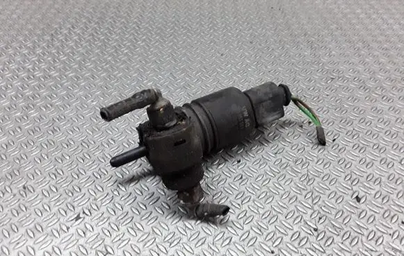 Volkswagen PASSAT B6 Windscreen/windshield washer pump 1T0955651A