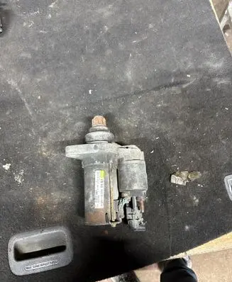Volkswagen Golf IV Starter motor 02M911023M