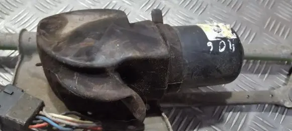 Peugeot 406 Wiper motor