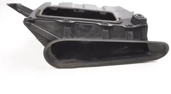 Volvo XC60 Intercooler air channel guide 31425479