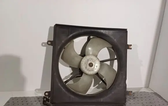 Honda CR-V Electric radiator cooling fan M8526