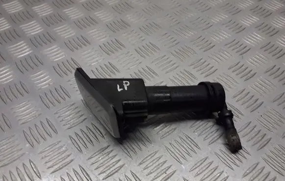 Nissan Primera Windshield washer spray nozzle 28659AU300