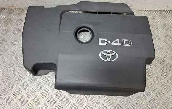 Toyota Avensis T270 Engine cover (trim) 126110R081