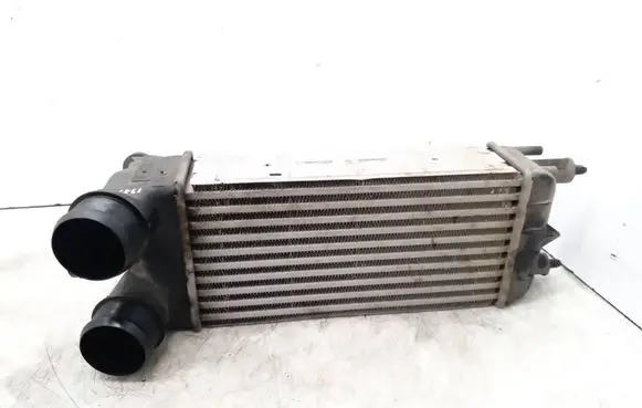 Citroen C5 Intercooler radiator 9684957680 M144208E 1200047984