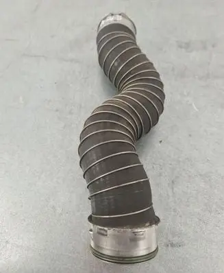BMW X1 E84 Intercooler hose/pipe 8513288