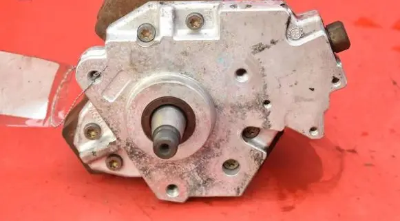 Mazda 3 I Fuel injection high pressure pump 9651844380