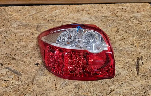 Toyota Auris 150 Rear/tail lights 8156102530