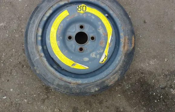 Volkswagen Golf III R14 spare wheel 357601025D