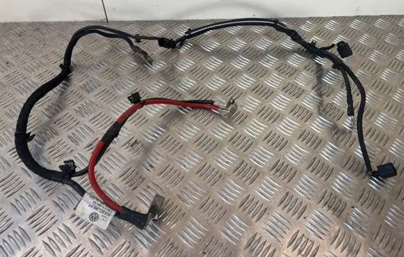 Positive cable (battery)