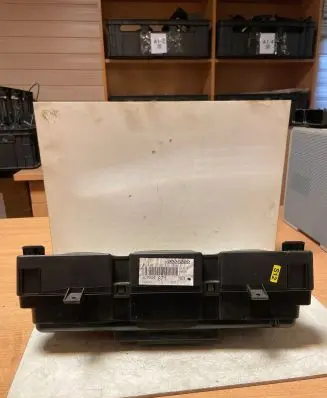 Volkswagen PASSAT B6 Speedometer (instrument cluster) 3C0920871 X0006000