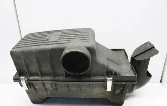 Ford Fiesta Air filter box 89FF9600CA